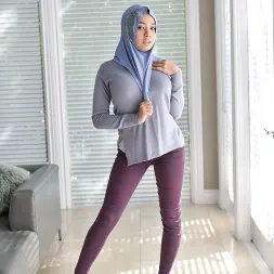 Aaliyah Hadid en 'Team Skeet' Adolescente anal con hijab (Miniatura 1)