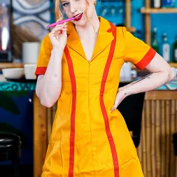 Abby McCoy en 'Team Skeet' Concepto: Mi primer trabajo (Miniatura 11)
