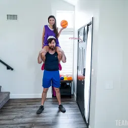 Amber Summer in A Slam Dunk Shorty (Photo 56) Amber Summer in 'Team Skeet' A Slam Dunk Shorty (Thumbnail 56)