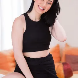 Aria Alexander in 'Team Skeet' Help From Mom (Thumbnail 20)