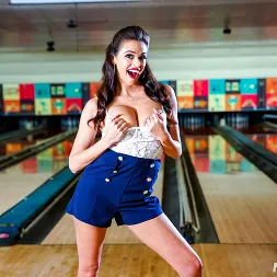 Armani Black en 'Team Skeet' Ángel de los bolos (Miniatura 7)