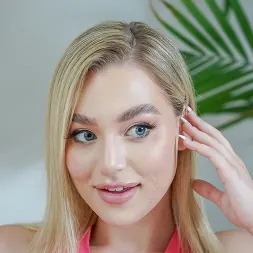 Blake Blossom en 'Team Skeet' Eres mi novia ahora (Miniatura 18)