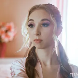 Breezy Bri in Life Is a Breeze (Photo 18) Breezy Bri in 'Team Skeet' Life Is a Breeze (Thumbnail 18)
