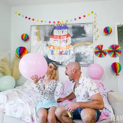 Chanel Camryn en 'Team Skeet' Llegar temprano a la fiesta (Miniatura 84)