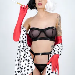Charlie Valentine in Cruella Intentions, DeVilish Desires (Photo 32) Charlie Valentine in 'Team Skeet' Cruella Intentions, DeVilish Desires (Thumbnail 32)