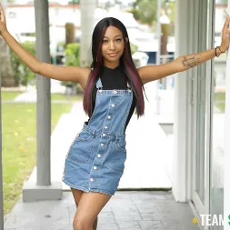 Daisy Stone in 'Team Skeet' Slim Thick Babes (Thumbnail 1)