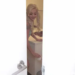 Elsa Jean in 'Team Skeet' Getting What I Want (Thumbnail 1)