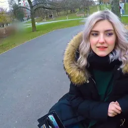 Eva Elfie in 'Team Skeet' I Gave A Fan Blowjob In Public (Thumbnail 28)