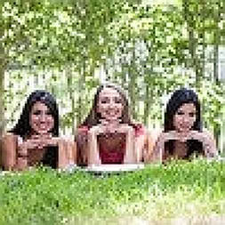 Día de la amistad en 'Team Skeet' Día de la amistad (Miniatura 1)