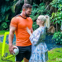 Gia OhMy in 'Team Skeet' Soccer Craze (Thumbnail 30)