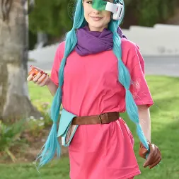 Jessie Saint in Dragon Ball Cock (Photo 1) Jessie Saint in 'Team Skeet' Dragon Ball Cock (Thumbnail 1)