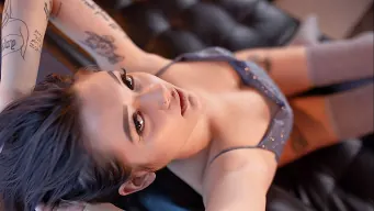 Kali Roses en 'While She Records'