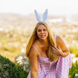Karen Fisher in 'Team Skeet' Easter Humping (Thumbnail 9)