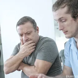Kelsey Kage in 'Team Skeet' Fucking Behind Dad's Back (Thumbnail 72)