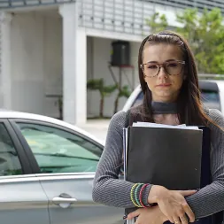 Kharlie Stone en 'Team Skeet' A los universitarios les encantan los brackets (Miniatura 1)