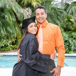 Layla London en 'Team Skeet' Graduación (Miniatura 90)
