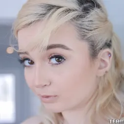 Lexi Lore en 'Team Skeet' La conexión de Bracefaced (Miniatura 70)