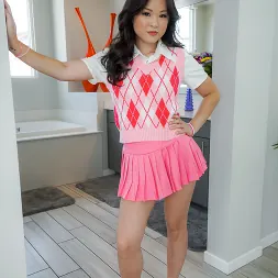 Lulu Chu en 'Team Skeet' La niñera asiática necesita disciplina (Miniatura 1)