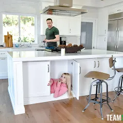 Luna Star en 'Team Skeet' Nadie folla como una rubia (Miniatura 16)