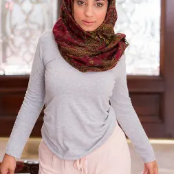 Nadia Ali in Nadia Fucks Her Black Neighbor (Photo 1) Nadia Ali in 'Team Skeet' Nadia Fucks Her Black Neighbor (Thumbnail 1)
