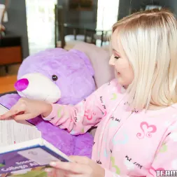 Natalia Queen in 'Team Skeet' Tiny Play Time Pussy (Thumbnail 24)