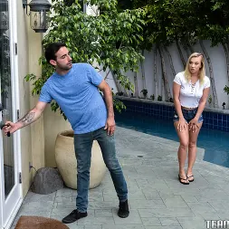 Natasha Starr in Stop Looking At Stepmoms Ass! (Photo 17) Natasha Starr in 'Team Skeet' Stop Looking At Stepmoms Ass! (Thumbnail 17)